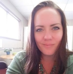 Meet your Posher, Debra